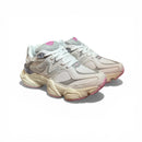 New Balance 9060 Branco/Rosa